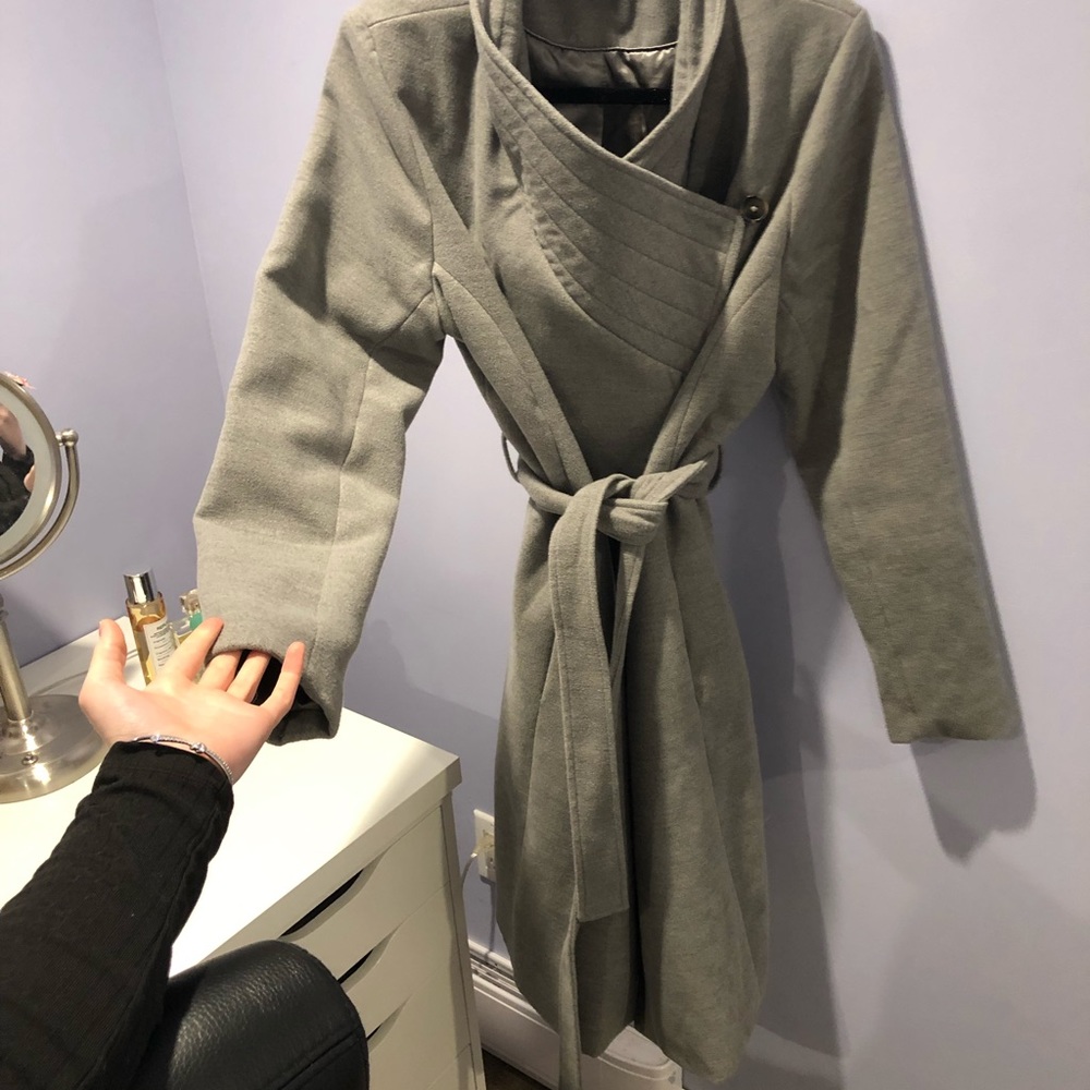 Coat - Picture 3 of 3